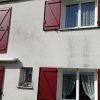 Maison équipée de volets battants